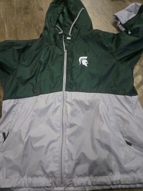 Columbia Dark Green and Light Gray Hooded Windbreaker Jacket